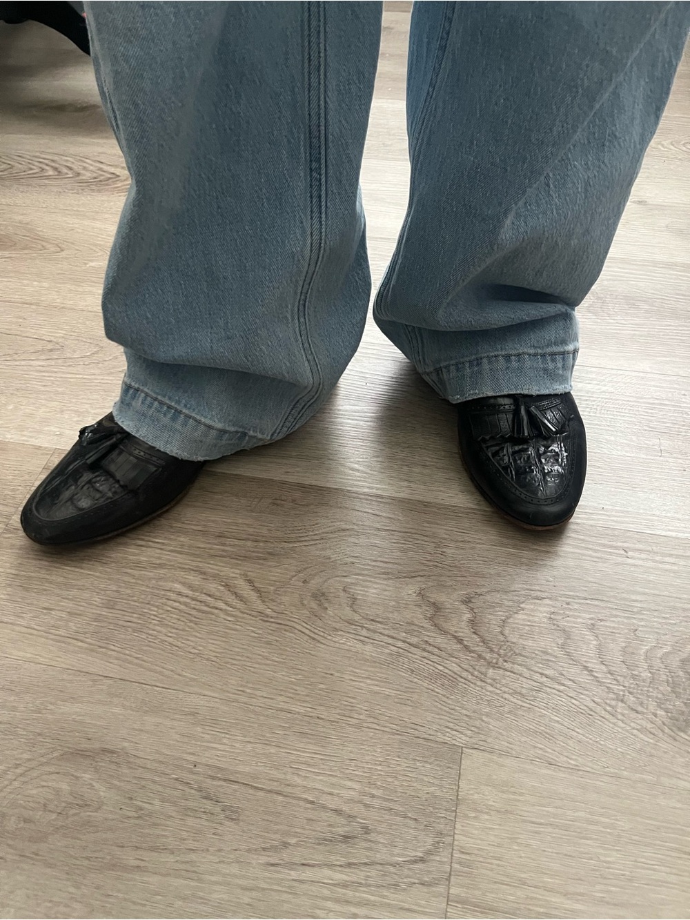 Men’s Black Tassel Leather Loafers size 10.5